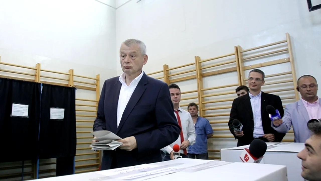 ALEGERI PARLAMENTARE 2012. Oprescu: Am votat pentru intrarea în normalitate și ieșirea din marasmul economic