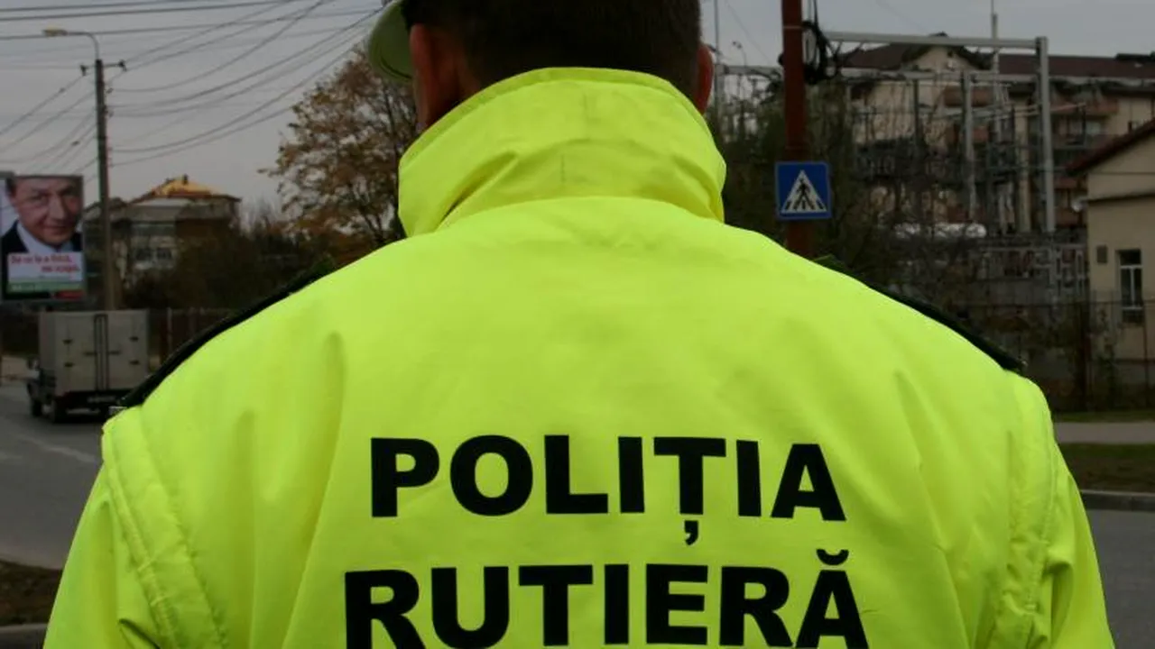 Doi polițiști din Arad au oprit un șofer 