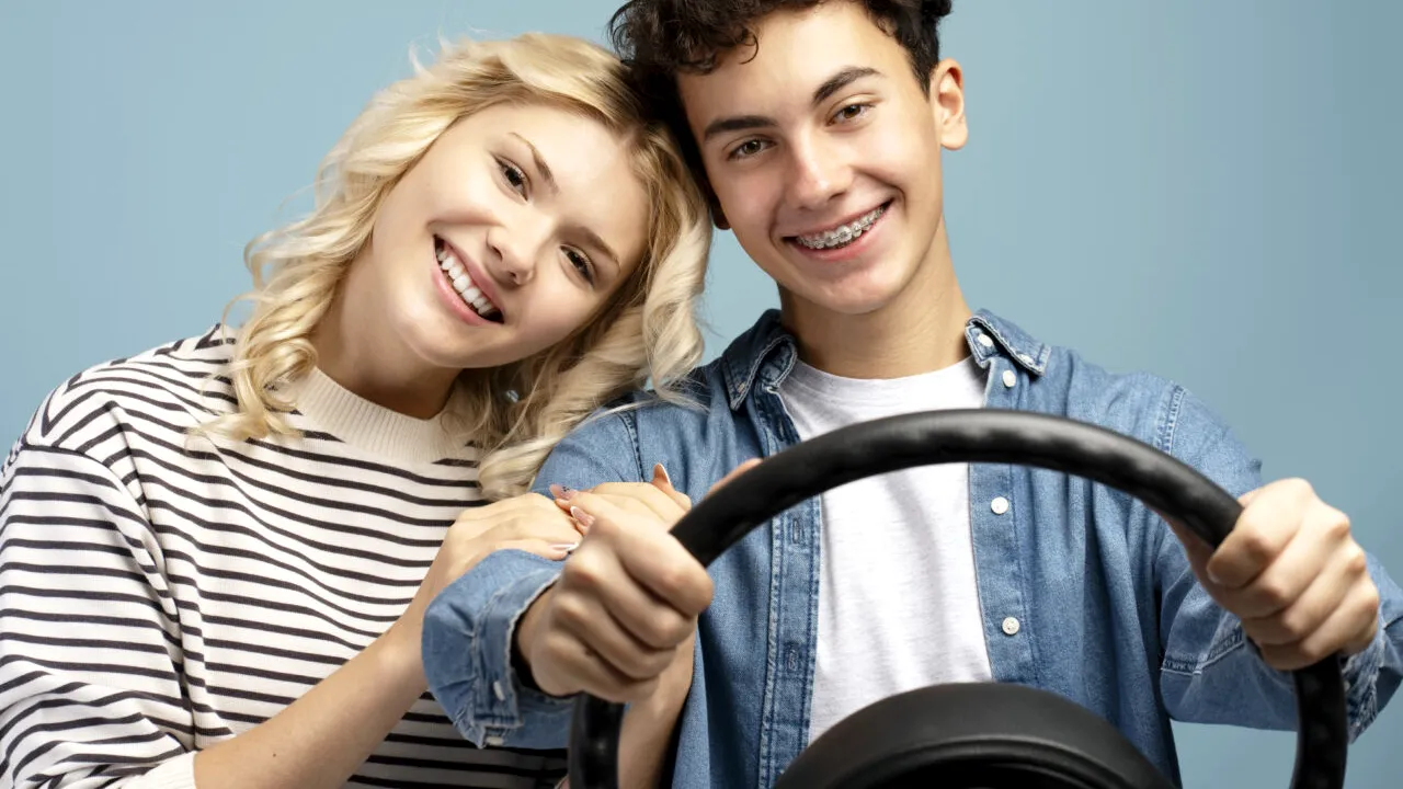 Noi reguli pentru obținerea permisului auto: ce se întâmplă cu cei care au permis B1 de la vârsta de 16 sau 17 ani