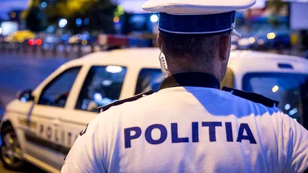 AMENINȚĂRI cu drujba într-o intersecție din Sectorul 2. Un polițist, aflat în timpul liber, a intervenit între un șofer și doi pietoni violenți