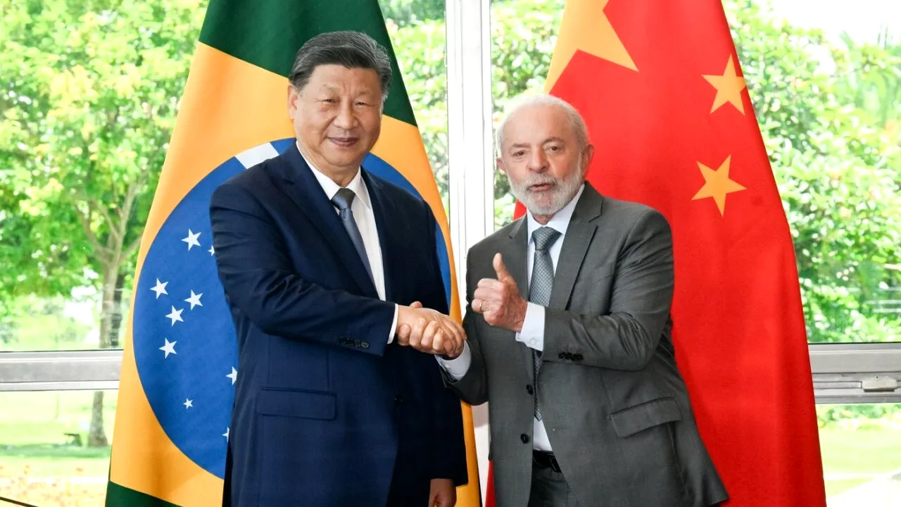 Brazilia și China își consolidează relațiile COMERCIALE, pe fondul tensiunilor generate de Administrația Trump