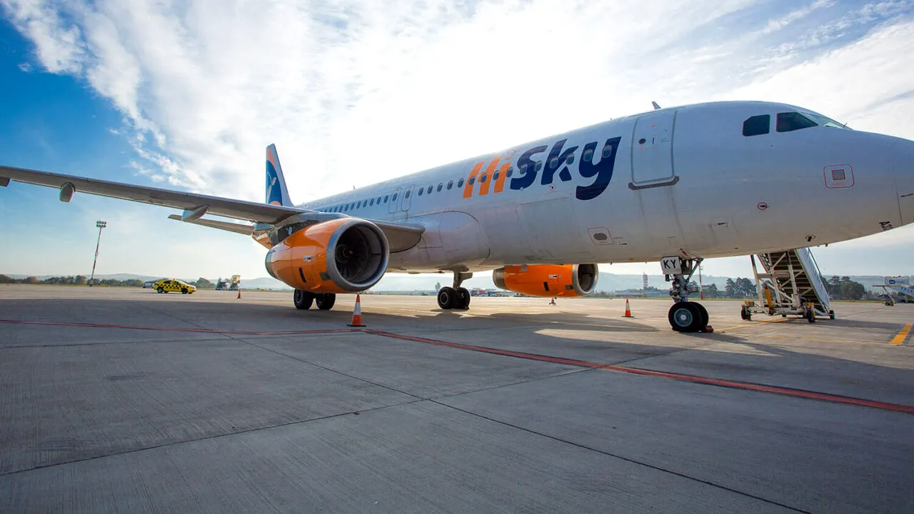 Românii, batjocura companiilor aeriene. Coșmarul trăit de o familie din Iași, care a petrecut vacanța în Antalya. „Am crezut că ne duc și ne ÎMPUȘCĂ”