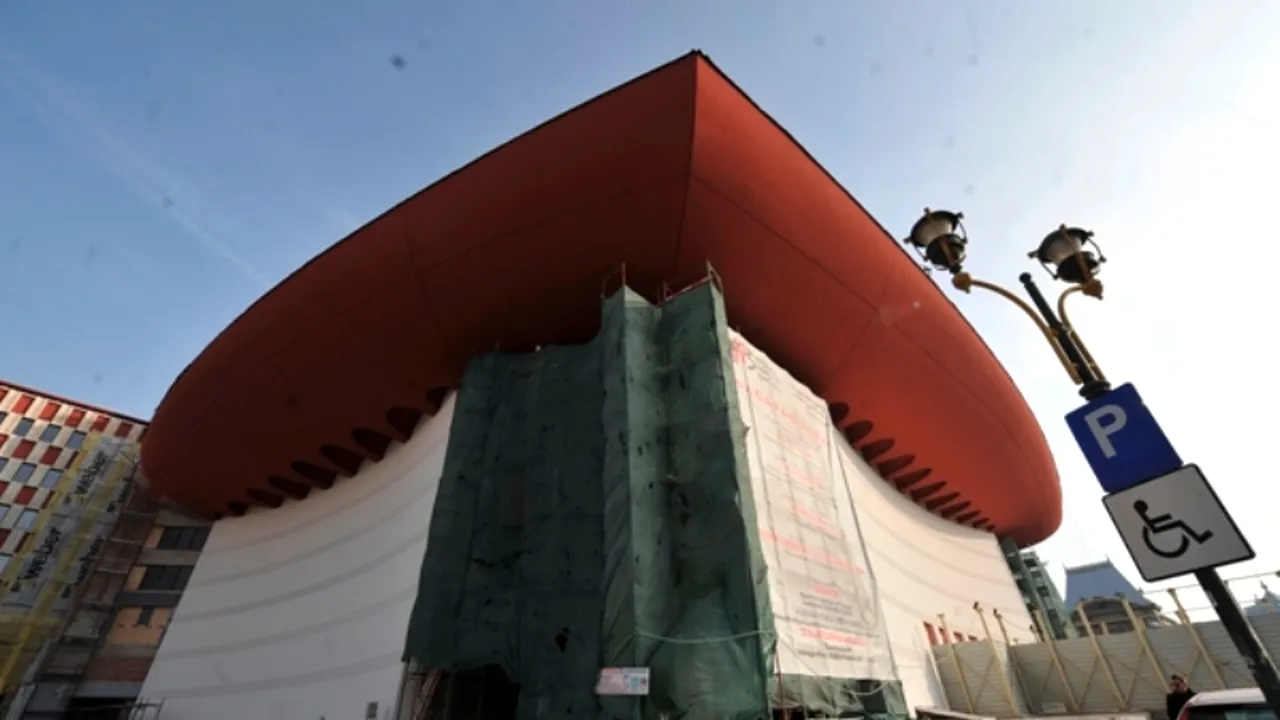 GALERIE FOTO. Cum va arăta Teatrul Național din București în care se investesc 65 milioane de euro