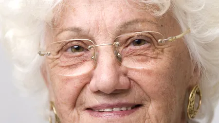 Legea prin care copiii sunt obligați să întrețină părinții a pierdut din susținere după ce un parlamentar și-a retras semnătura