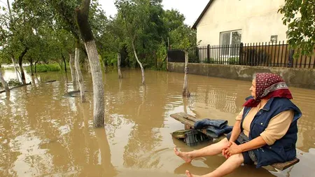 Cod portocaliu de inundații pe râuri din șapte județe