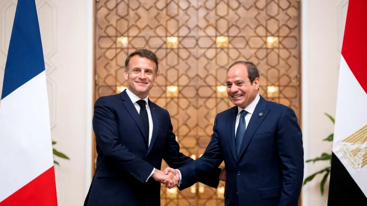 Macron respinge implicarea grupării Hamas în guvernarea Fâșiei Gaza/ „Condamnăm reluarea ATACURILOR israeliene”