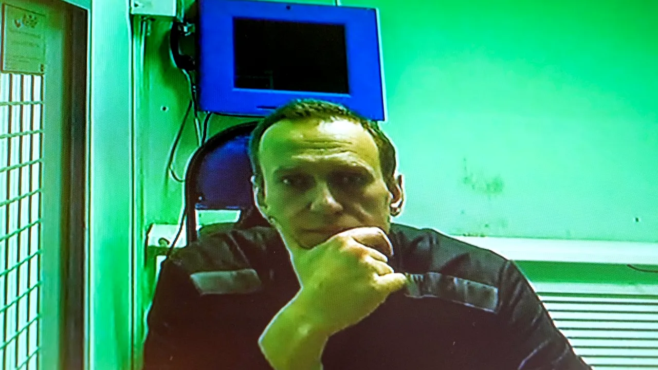 Motivul pueril pentru care disidentul Alexei Navalnîi a fost plasat, din nou, într-o ”celulă de pedeapsă”: ”Nici nu înțeleg cum membrii comisiei au reușit să nu izbucnească în râs”