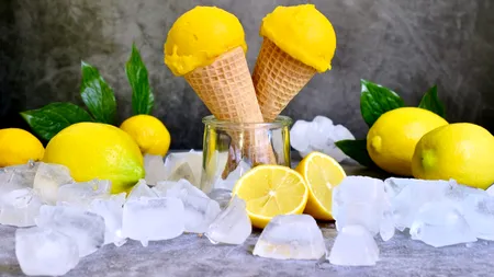 Înghețata DELICIOASĂ pe care poți să o prepari acasă, cu ușurință. Sfaturi și secrete pentru cea mai gustoasă înghețată