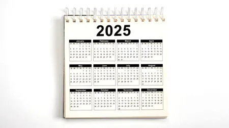 Zile libere 2025. Câte minivacanțe vor avea românii