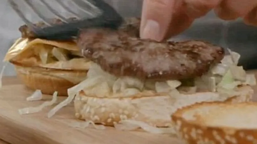 VIDEO: Cum să îți prepari acasă un Big Mac