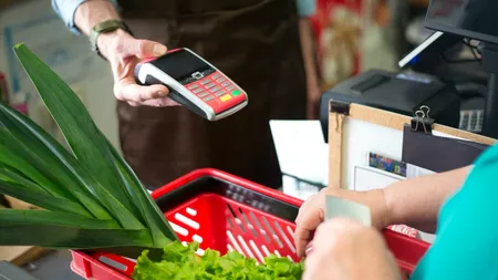 Vor EXPLODA sau nu prețurile până la Paște? Tánczos Barna crede că nu, economiștii îl contrazic