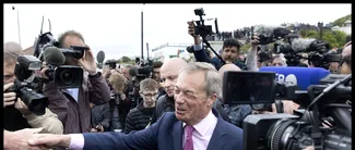 Nigel Farage, STROPIT de o protestatară la un eveniment de campanie /”Nu ne vom lăsa intimidați”