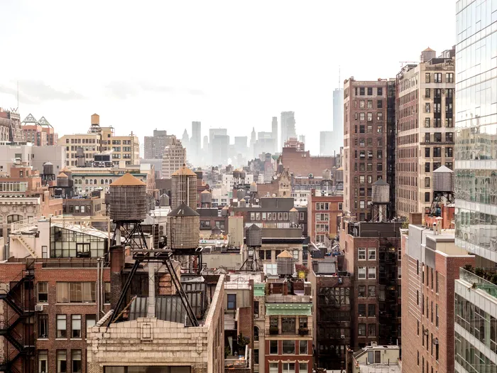 Calcul complet | Cât plătește un român ca să trăiască o lună în New York, în 2025: chirie, facturi, mâncare + alte cheltuieli