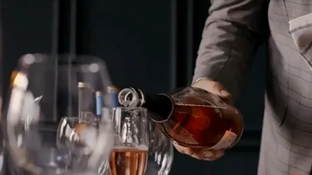 Oamenii nu prea mai beau ȘAMPANIE. În 2024, cererea a scăzut cu aproape 11% față de anul precedent