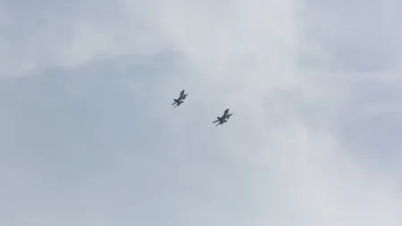 Alte trei avioane de luptă F-16 Fighting Falcon, din contractul de peste 600 de milioane de euro, au ajuns în România. GALERIE FOTO