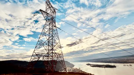 Transelectrica a inaugurat cea mai complexă LINIE ELECTRICĂ AERIANĂ construită în ultimii 30 de ani în Rețeaua Electrică de Transport din România