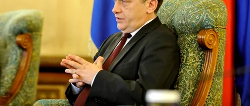 Antonescu a discutat la Cotroceni cu miniștrii Corneliu Dobrițoiu și Radu Stroe