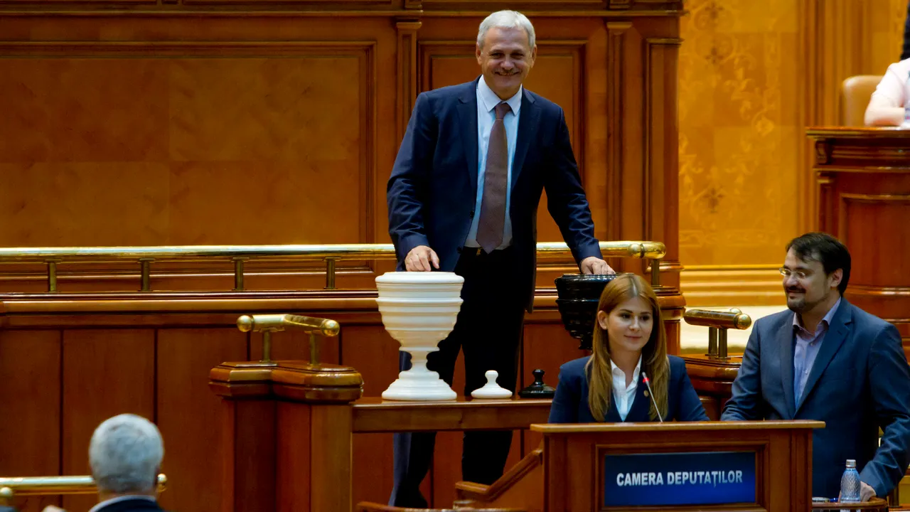 USR vrea comisie de anchetă pentru votul moțiunii de cenzură: „E o suspiciune că unii au introdus mai multe bile în urne