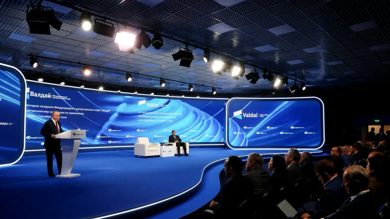 Vladimir Putin acuză Ucraina de atacuri asupra Centralei nucleare Zaporojie /Avertismentul liderului Rusiei