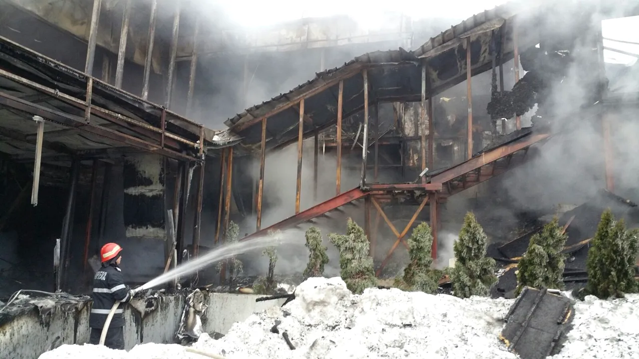 De ce funcționează cluburile pe răspunderea patronilor. Cine și cum a modificat legea pentru apărarea împotriva incendiilor. DOCUMENTE