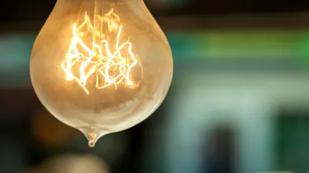 Familia de români care n-a cheltuit niciun leu pentru energie electrică în 5 luni: 
