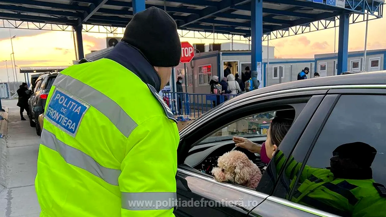 În premieră, sunt mai mulți ucraineni care s-au întors în țară decât cei care au părăsit-o. Ce arată datele de la granița cu Polonia