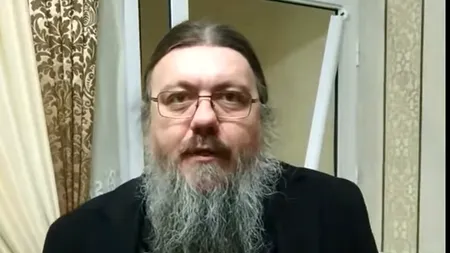 Un preot din Cernăuți a fost găsit în chilie cu un adolescent dezbrăcat. Arhimandritul spune că este o înscenare