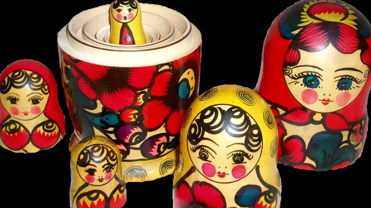 Păpușa Matrioșka a împlinit 100 de ani