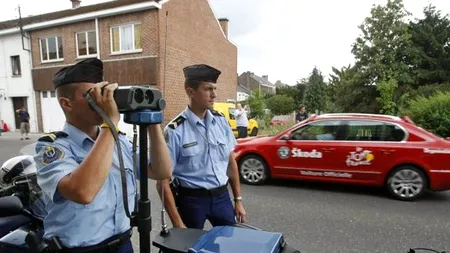 Opt români au fost condamnați în Franța pentru trafic de ființe umane și escrocherie