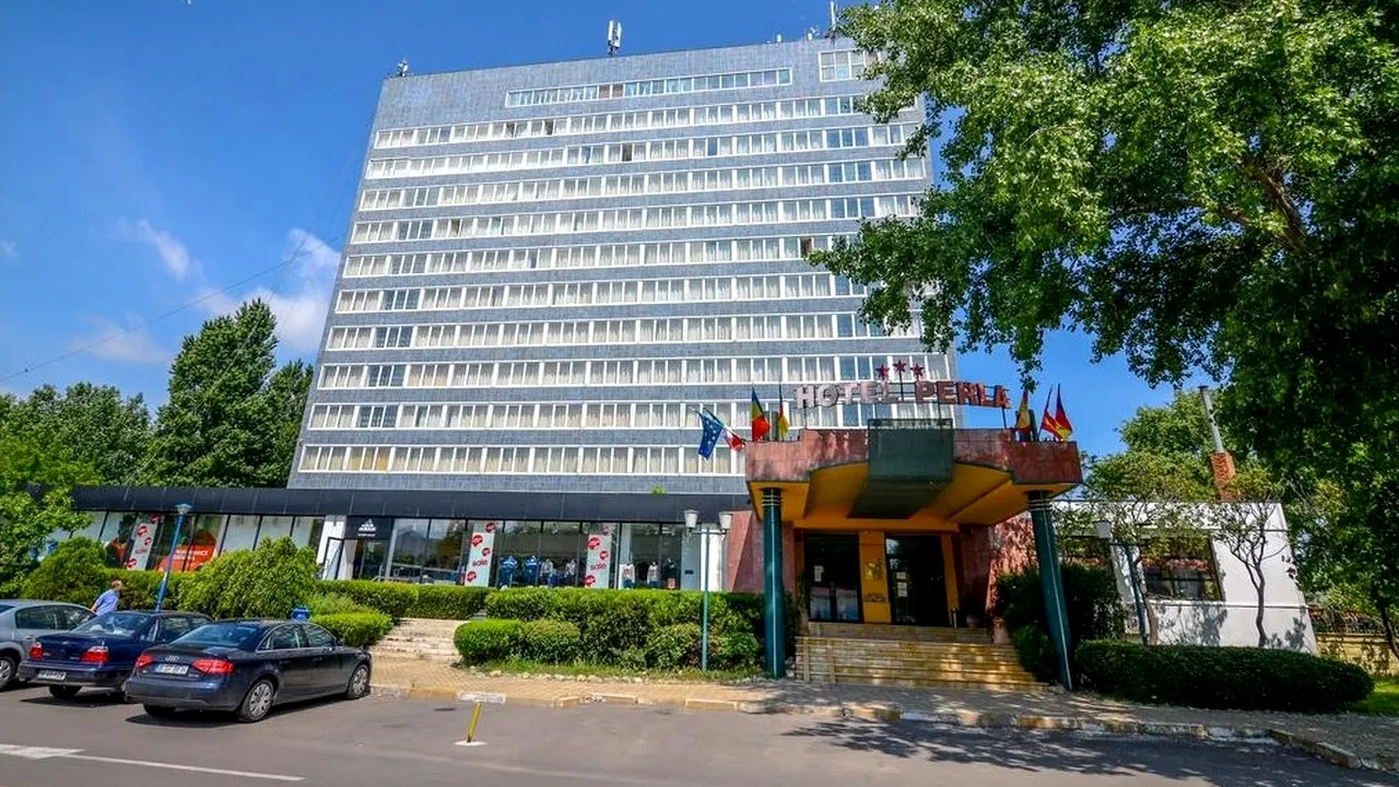 Perla comunismului de la malul mării își recapătă strălucirea de altădată. Ce a decis proprietarul