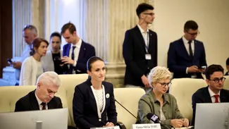 Întâlnire TRUMP–Dan?! Hurezeanu a înmânat invitația către SUA. Oana Țoiu: „Vor fi demersuri foarte clare în această direcție”