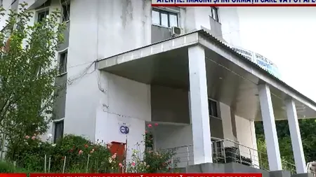 Polițistul înjunghiat de la spitalul din Lupeni, Hunedoara, a fost operat. Agresorul ar fi vrut să îl înjunghie pe iubitul violent al fiicei lui