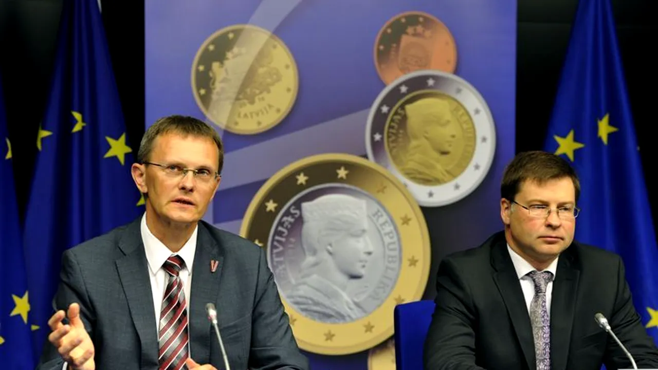 Letonia trece la euro din 2014