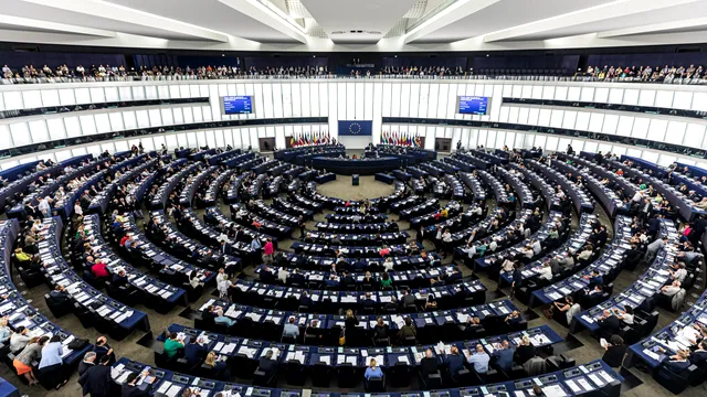 <span style='background-color: #dd3333; color: #fff; ' class='highlight text-uppercase'>ALEGERI 2024</span> REZULTATELE unui Eurobarometru al Parlamentului European arată faptul că 74% dintre români s-ar duce la vot