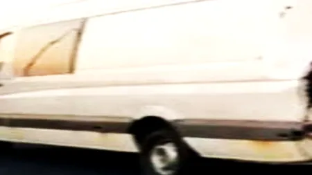 Un „microbuz-fantomă