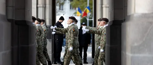 FOTO-VIDEO. Repetiție generală pentru Parada Militară de Ziua Națională, marți, în București / Restricții de circulație în zona Arcului de Triumf