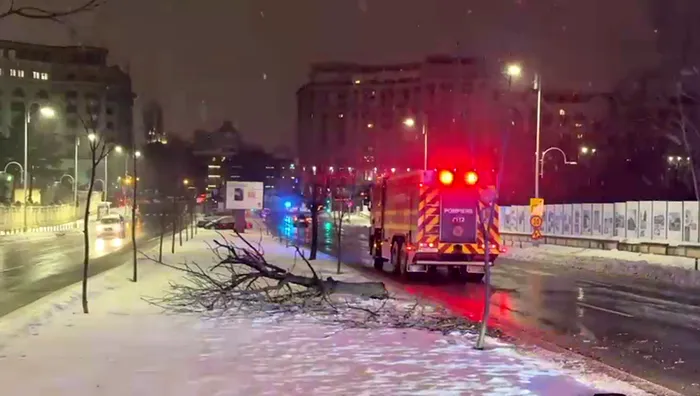 Cod galben de ninsori în București și alte 17 județe din țară. Autoritățile au acționat pe tot parcursul nopții