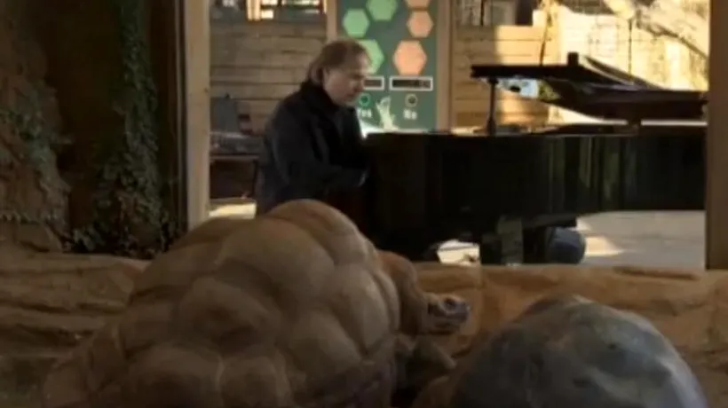 Motivul incredibil pentru care Richard Clayderman a susținut un concert de pian la Zoo. VIDEO