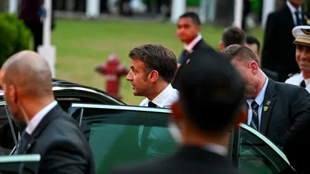 Le Monde: În ROMÂNIA, forțele de extremă-dreapta au luat la țintă Franța /Campania pare inspirată de cea a Kremlinului