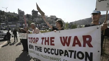 Război în Orientul Mijlociu, ziua 499. Protest cu mii de manifestanți la Londra împotriva planului lui Donald Trump cu privire la Fâșia Gaza