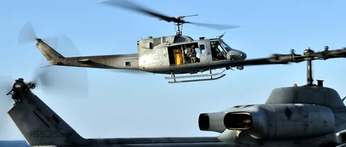 Elicopter militar, atacat de la sol în Statele Unite. Un membru al echipajului a fost rănit, iar FBI anchetează incidentul
