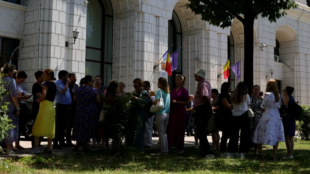 Angajații de la Apele Române, NEMULȚUMIȚI de noile măsuri: 
