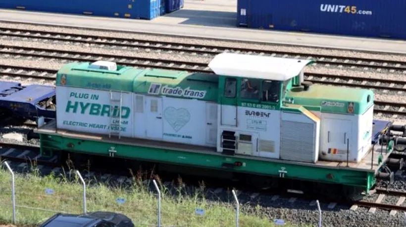 Două companii din România au construit prima locomotivă HIBRID din țara noastră. Unde funcționează aceasta