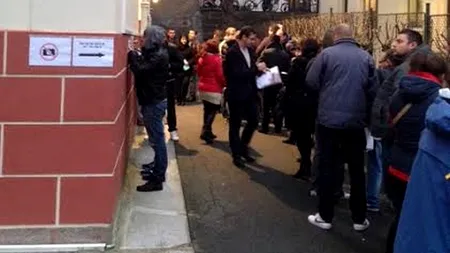 Coadă și la Oslo, singura secție de votare din Norvegia. Observator român: ''Oamenii au venit de la ora 5, de la sute de kilometri''