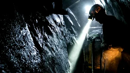 Ce salariu are un miner. Cât câștigă în fiecare lună cu tot cu sporuri
