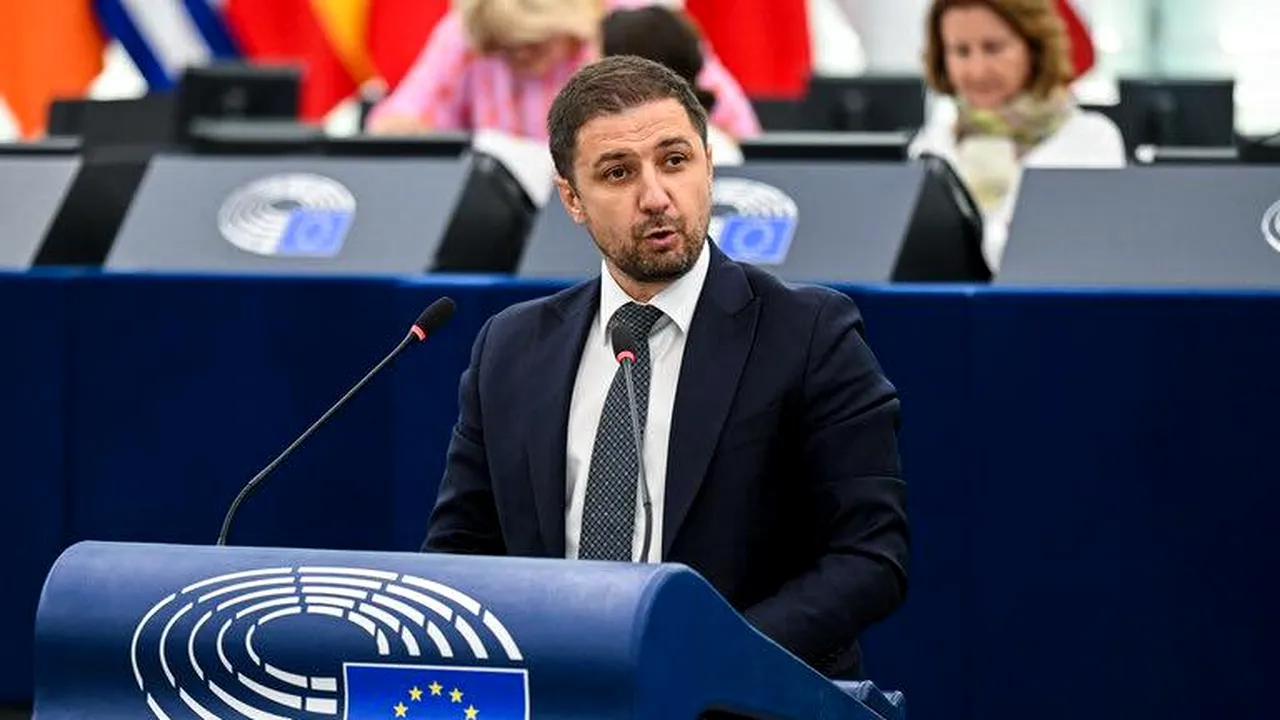 Liderul europarlamentarilor AUR cere DEMISIA tuturor judecătorilor CCR care au anulat alegerile prezidențiale, după declaraţiile Iulianei Scântei