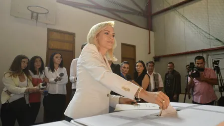 Firea îl acuză pe Nicușor Dan de ''încălcarea flagrantă'' a legii electorale