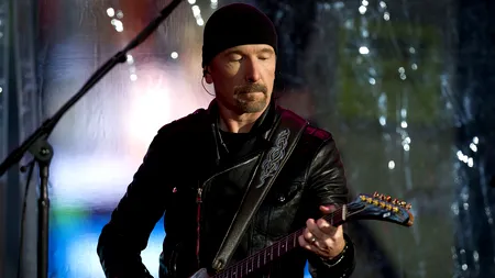 Chitaristul trupei U2, primul rocker care a cântat în Capela Sixtină