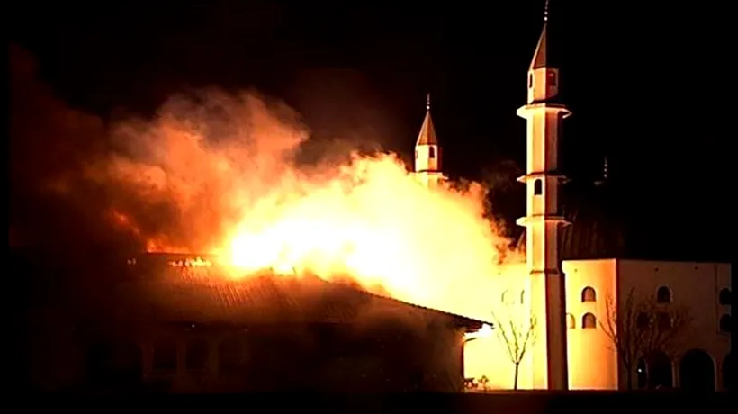 O moschee a fost incendiată în Spania. Posibilă răzbunare în urma atentatelor din Paris