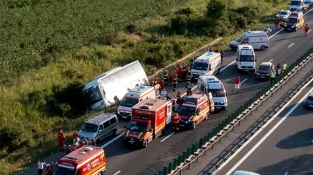 Miracol și tragedie. O fetiță de 10 ani a primit inima băiețelului rănit în accidentul de autocar de pe A2